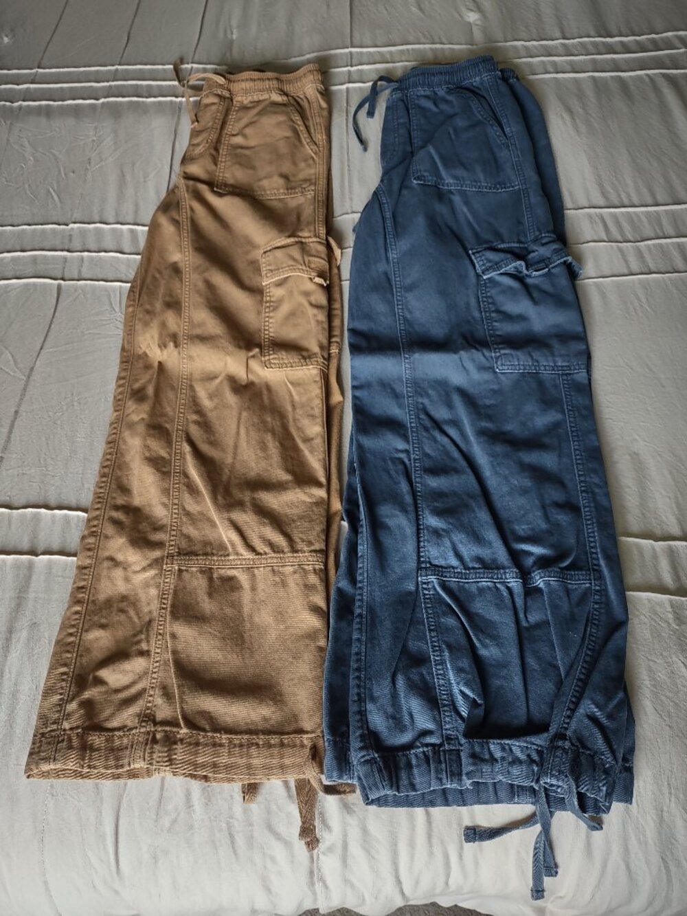 Juniors' SO High Rise Pull-On Cargo Baggy Pants